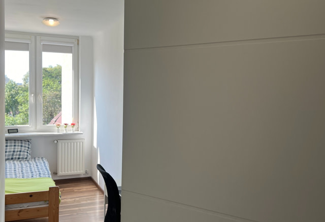 WOLA. Solidarności 104, super pokoje w centrum Warszawy pokój nr 6