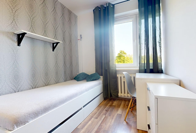 Pokój jednoosobowy #2 przy ul. Egejskiej 4