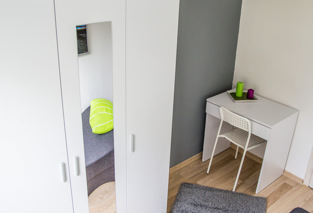 Pokój  jednoosobowy – ul. Biedronki