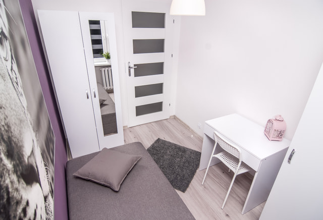 Pokój  jednoosobowy – ul. Żarnowiecka