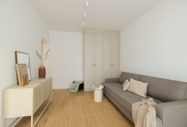 2-room | 40.28 m2 | Balcony | Internet included | Direct