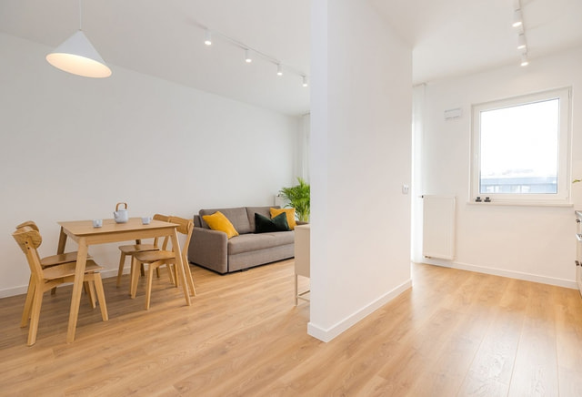 2-room | 39.1 m2 | Balcony | Internet included | Direct