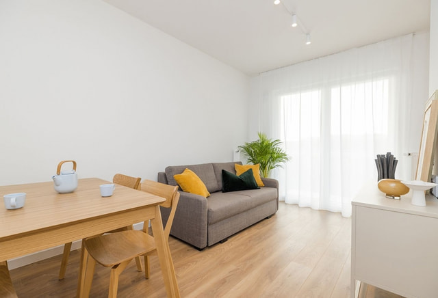 2-pokojowe | 38.9 m2 | Balkon | Internet w cenie | Bezpośrednio