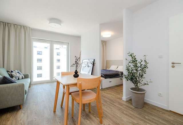 Studio | 31.7 m2 | Balkon | Internet w cenie | Bezpośrednio