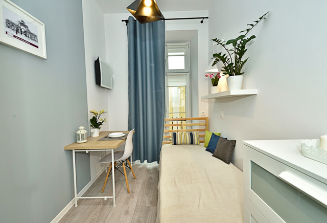 GRAVEL 20 ROOM NO. 4