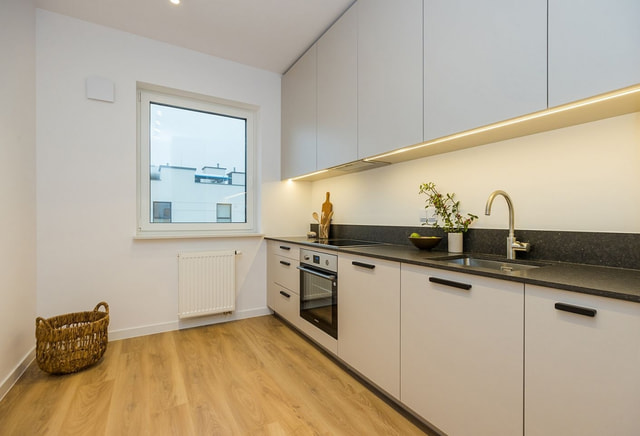 4-pokojowe | 91.57 m2 | Balkon | Internet w cenie | Bezpośrednio