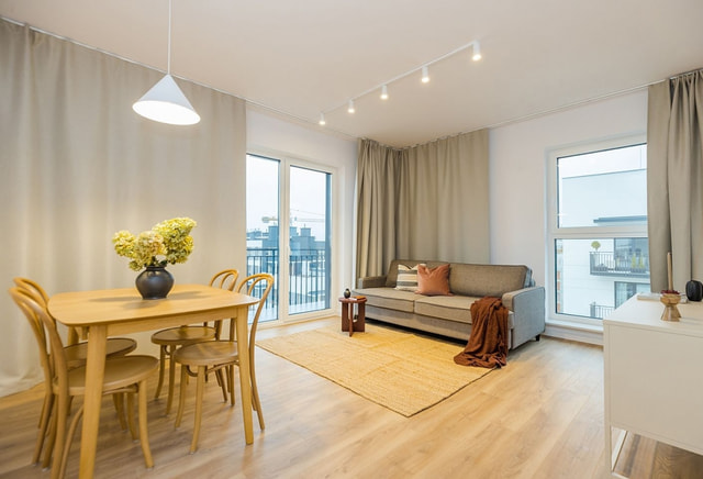 4-pokojowe | 91.57 m2 | Balkon | Internet w cenie | Bezpośrednio