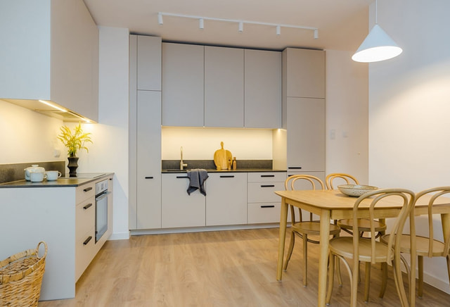 2-pokojowe | 38.06 m2 | Balkon | Internet w cenie | Bezpośrednio