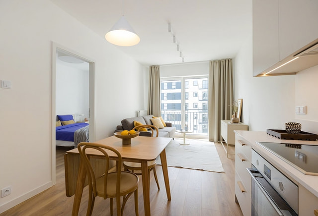 2-pokojowe | 34.72 m2 | Balkon | Internet w cenie | Bezpośrednio