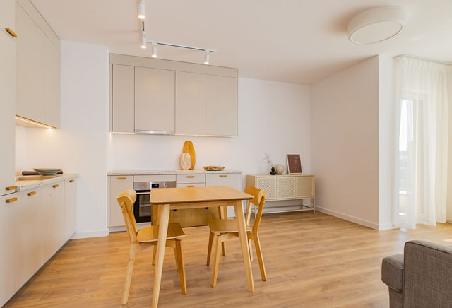 2-pokojowe | 41.1 m2 | Balkon | Internet w cenie | Bezpośrednio