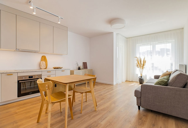 2-pokojowe | 41.1 m2 | Balkon | Internet w cenie | Bezpośrednio