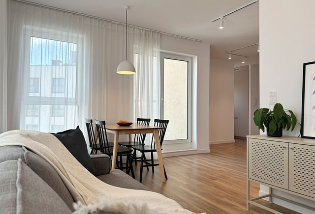 3-pokojowe | 62.5 m2 | Balkon | Internet w cenie | Bezpośrednio
