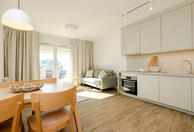 2-room | 47.9 m2 | Balcony | Internet included | Direct