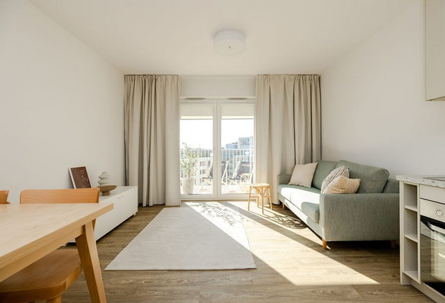 2-room | 47.9 m2 | Balcony | Internet included | Direct
