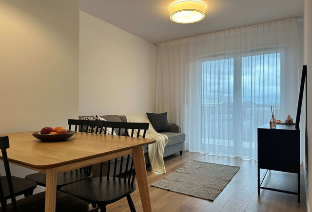 2-pokojowe | 44.1 m2 | Balkon | Internet w cenie | Bezpośrednio