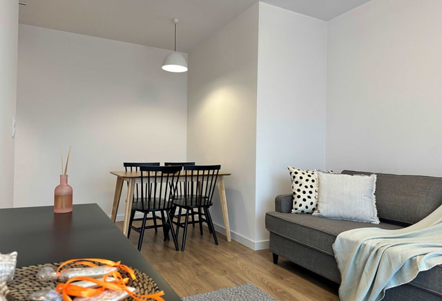 2-pokojowe | 44.1 m2 | Balkon | Internet w cenie | Bezpośrednio