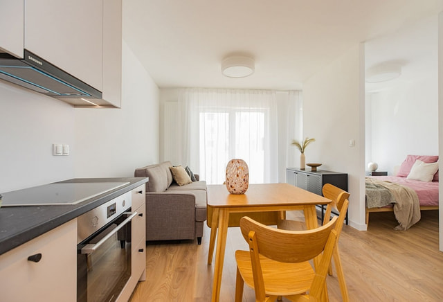Studio | 33.3 m2 | Balkon | Internet w cenie | Bezpośrednio