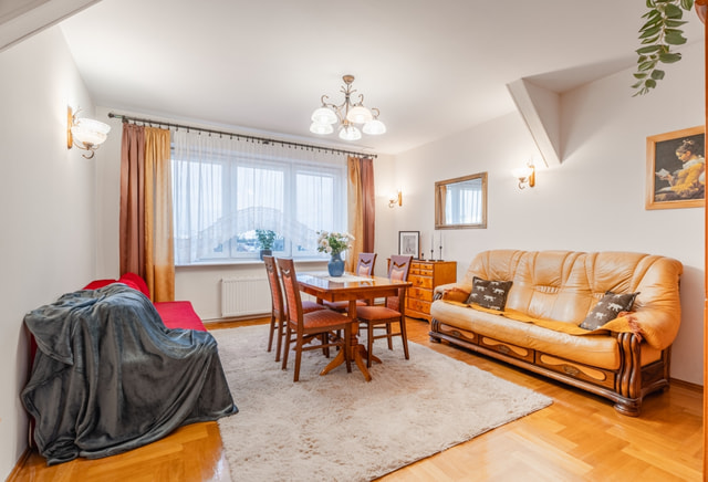 The cheapest 3 rooms, 90 m2 in Szczecin.