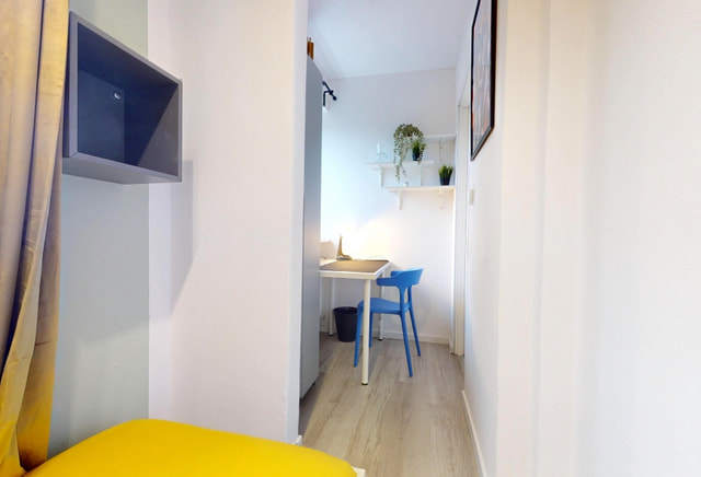 Pokój jednoosobowy #1 przy ul. Wrzeciono 46