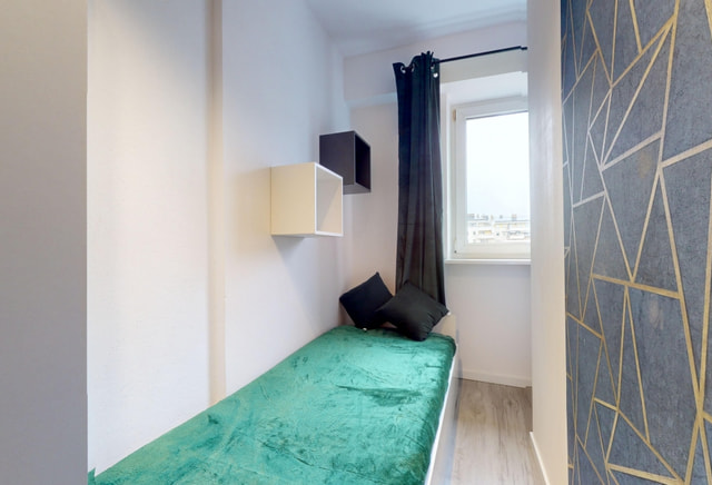 Pokój jednoosobowy #3 przy ul. Wrzeciono 46