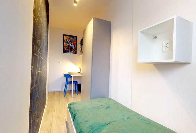 Pokój jednoosobowy #3 przy ul. Wrzeciono 46