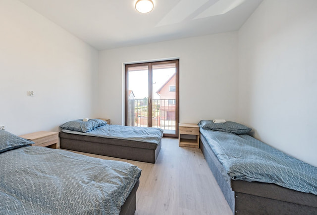 3-osobowy pokój nr 8, Kokoszki