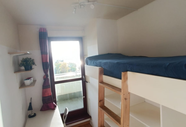 Pokój jednoosobowy #2 przy ul. Gwiaździstej 15A