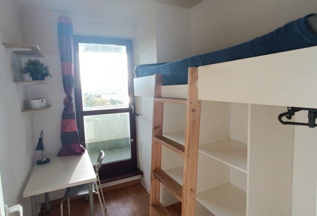 Pokój jednoosobowy #2 przy ul. Gwiaździstej 15A