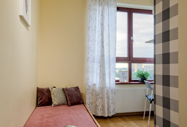 Pokój jednoosobowy #4 przy ul. Gwiaździstej 15A