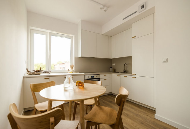 4-pokojowe | 59.55 m2 | Balkon | Internet w cenie | Bezpośrednio