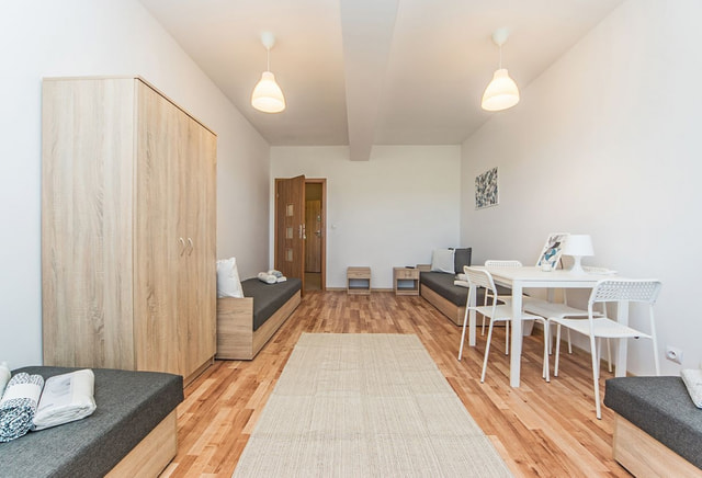 14-osobowe mieszkanie nr B9