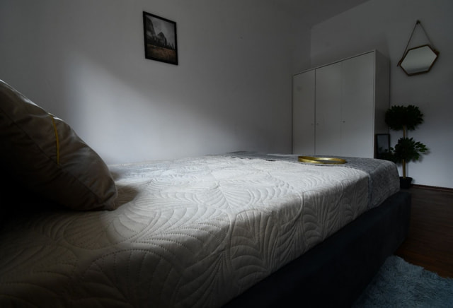 | 1/2-osobowy pokój 18m2 | ul. Szyperska | Centrum |