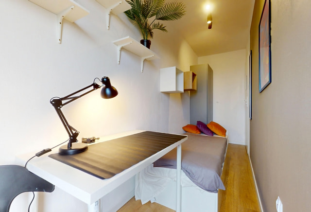 Single room #5 at ul. Kazubów 10