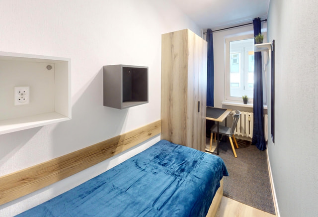 Pokój jednoosobowy #1 przy ul. Żelaznej