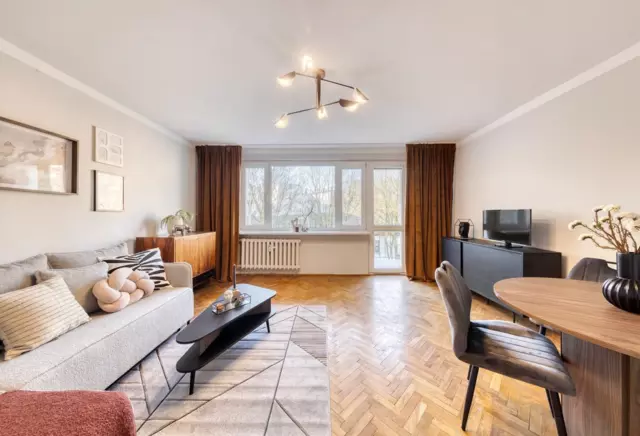 47 m2/ 2 pokoje/ Jana Zamoyskiego