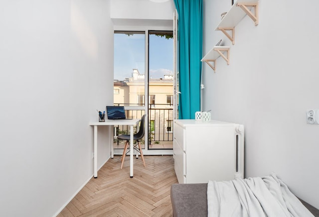 Single room #3 with balcony at 18 Tamka Street