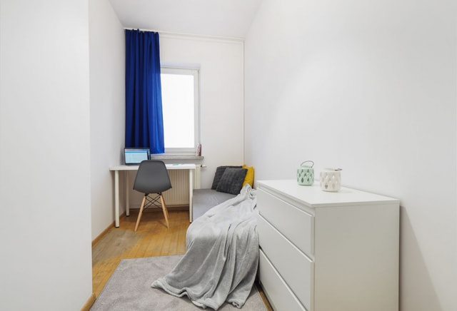 Single room #3 at Znanieckiego 2 Street