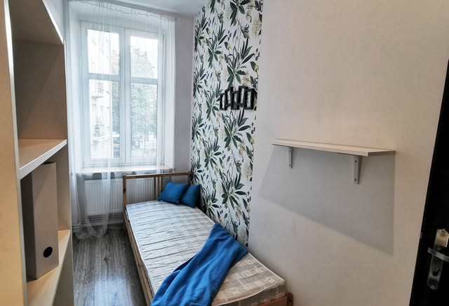 Pokój jednoosobowy nr 4 przy ul. 6 sierpnia 13