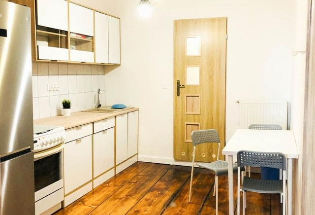 | 2-room apartment | Strzałowa Street | Center |