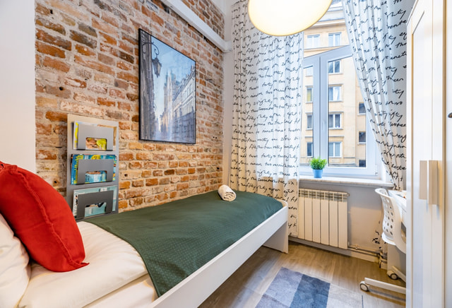 Pokój jednoosobowy #3 przy ul. Koszykowej