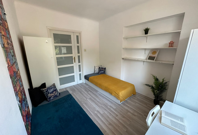 Double room #5 at Wita Stwosza 17b [FOR WOMEN]