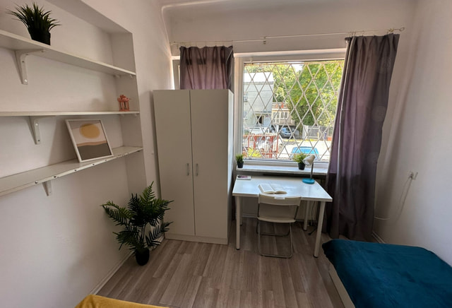 Double room #5 at Wita Stwosza 17b [FOR WOMEN]