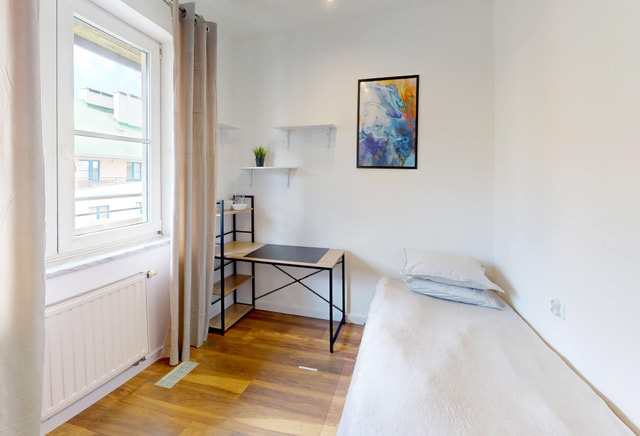 Pokój jednoosobowy #8 przy ul. Powstańców Śląskich 87/267