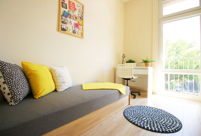 Room with balcony, Zielona Street 63