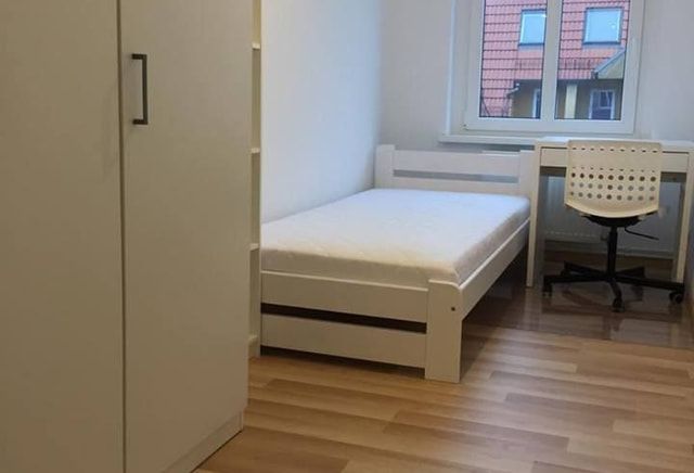 Przytulny pokój 1-os. Traugutta – Niskie Łąki, tylko 4 pokoje