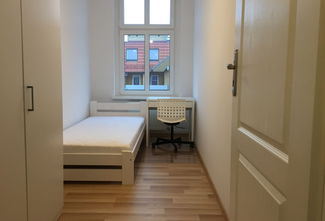 Przytulny pokój 1-os. Traugutta – Niskie Łąki, tylko 4 pokoje