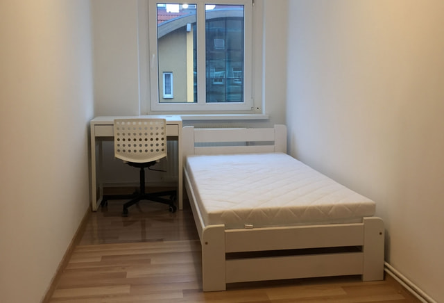 Przytulny pokój 1-os. Traugutta – Niskie Łąki, tylko 4 pokoje