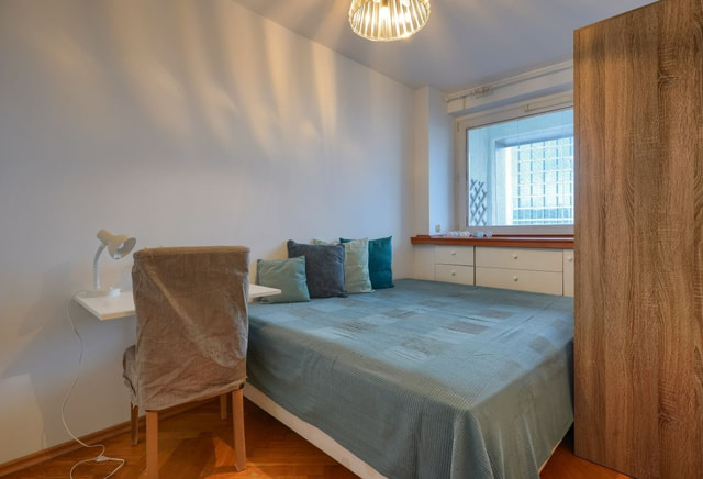 Pokój 1-osobowy  nr 1 ul. Chmielna 35