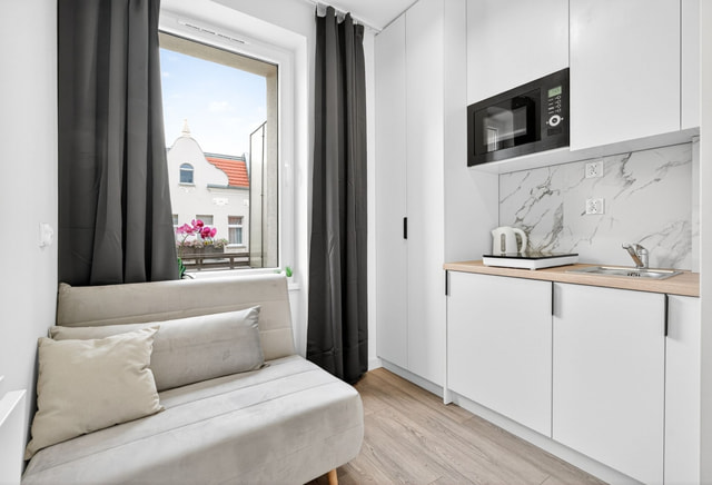Modern room with private bathroom in the city center near ZUT.