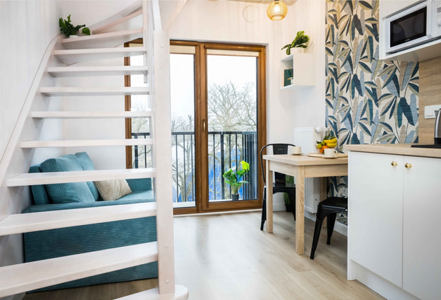 Duże, słoneczne dwupoziomowe mieszkanie ! Media w cenie ! 